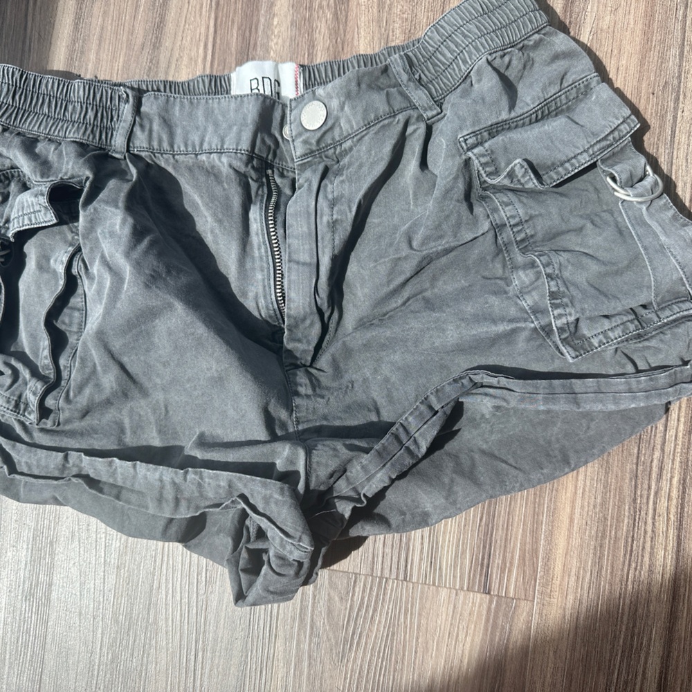 BDG Elle Cargo Shorts